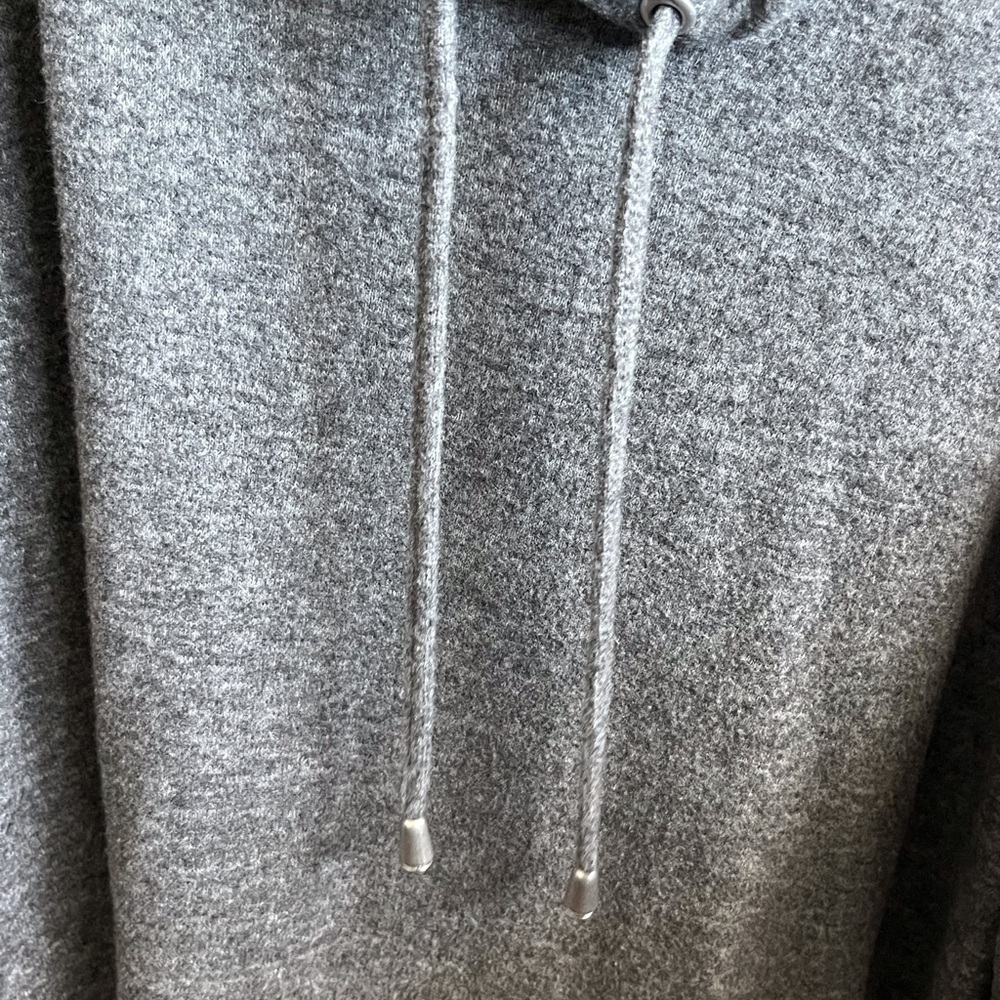 Ruby Rd. Gray Top - Picture 2 of 4